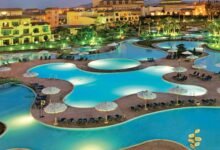 سعر العشاء في فندق موفنبيك