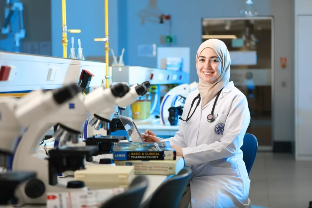 استكشف مختبر اي لاب لتجربة أحدث أدوات وبرامج الذكاء الذكي 3 استكشف مختبر اي لاب لتجربة أحدث أدوات وبرامج الذكاء الذكي استكشف مختبر اي لاب لتجربة أحدث أدوات وبرامج الذكاء الذكي - استكشف مختبر اي لاب لتجربة